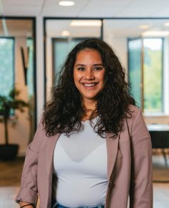 Medewerkers foto's (1633 x 2042 px) (14) (1)